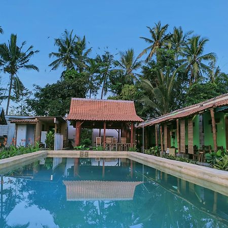Wooden Kemiren Homestay Banyuwangi Баньюванги Экстерьер фото