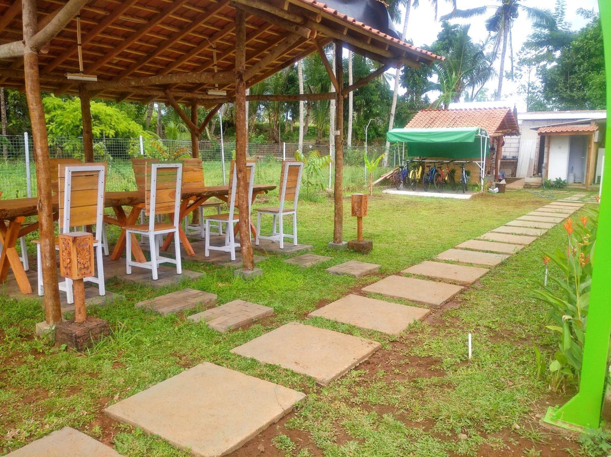 Wooden Kemiren Homestay Banyuwangi Баньюванги Экстерьер фото
